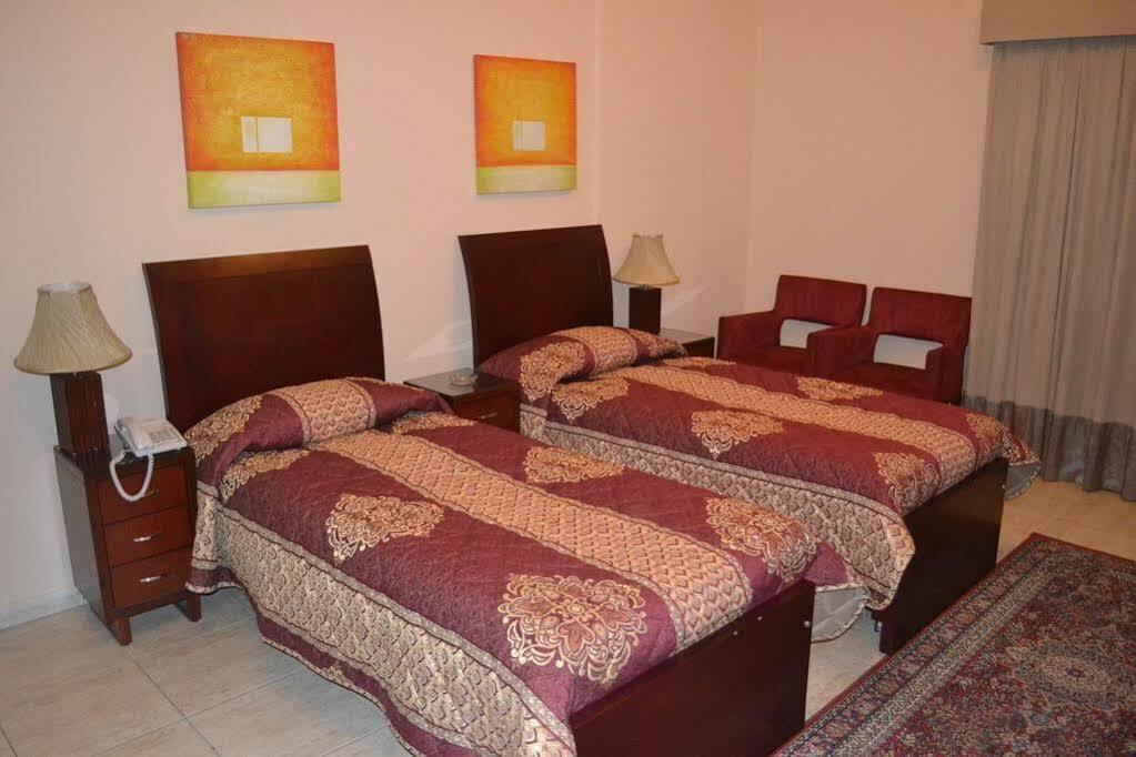 Grand Pj Hotel Рас ал Хайм Екстериор снимка